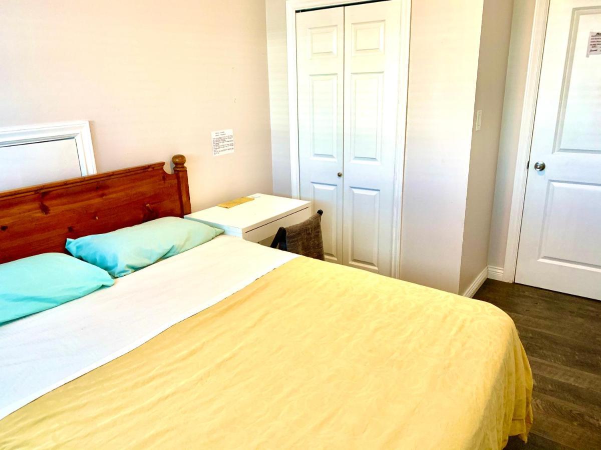 Good Location Apartment Surrey Bagian luar foto